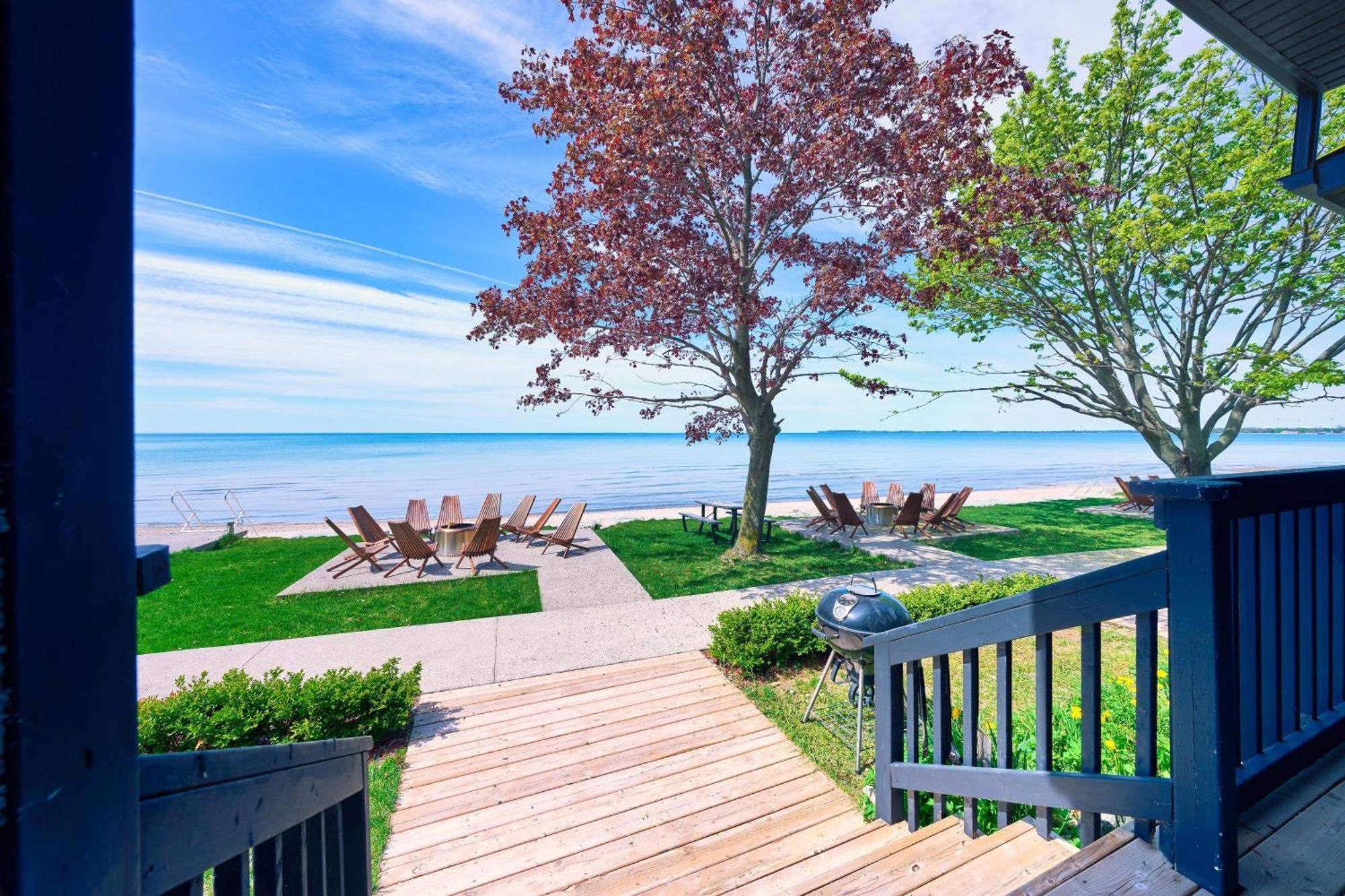 The Long Beach Resort - Beachfront Cottages & Townhouse Suites Wainfleet Exterior photo